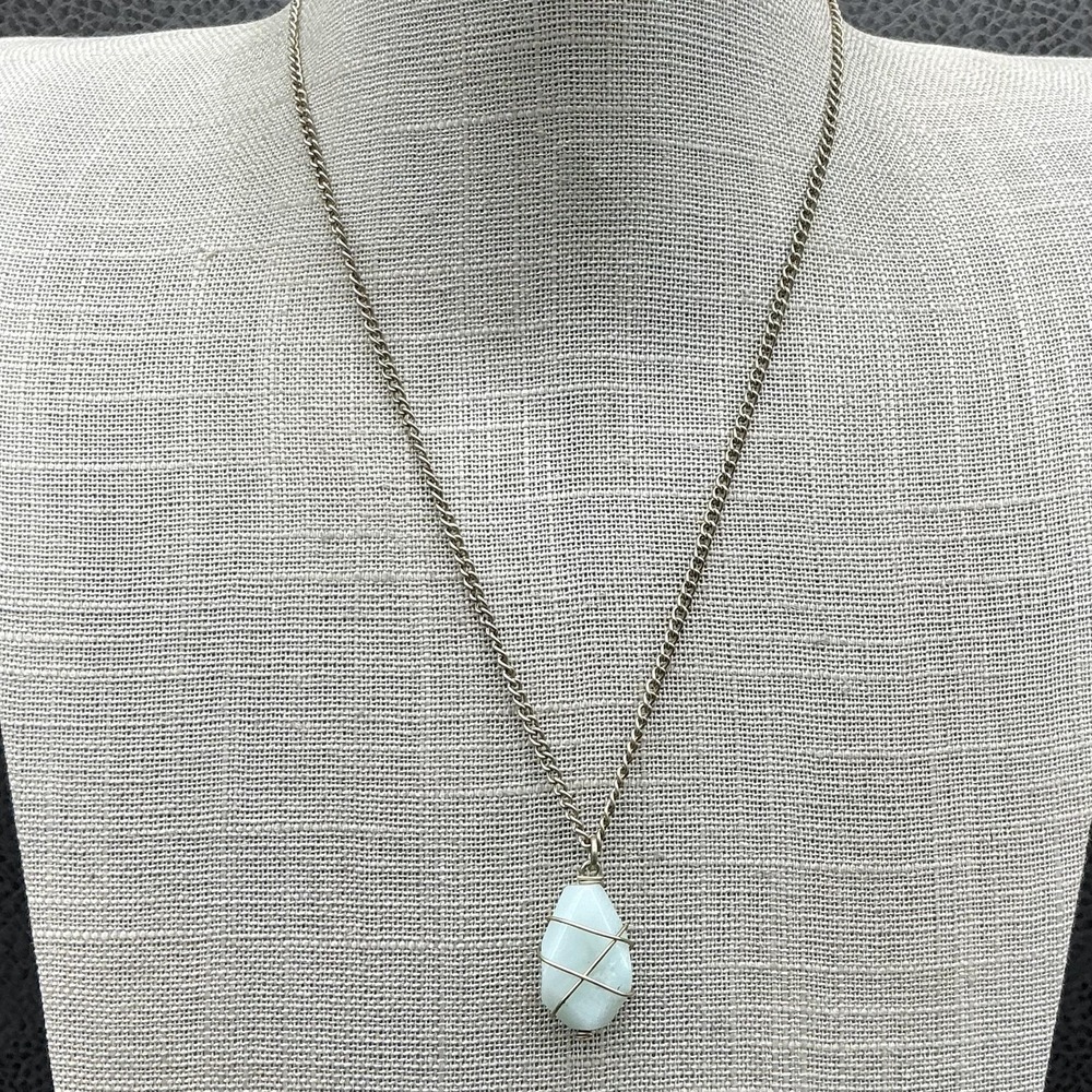 Kenneth Cole Necklace Wire Wrapped Blue Stone Pendant Gold Tone Womens Jewelry